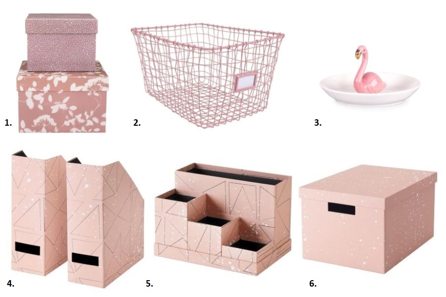 Pudełka, organizery i kosze w różowym kolorze.